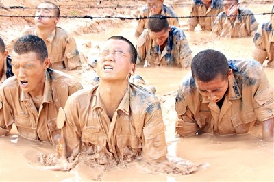 树立和践行正确政绩观丨改建训练场不买跑步机(图1)